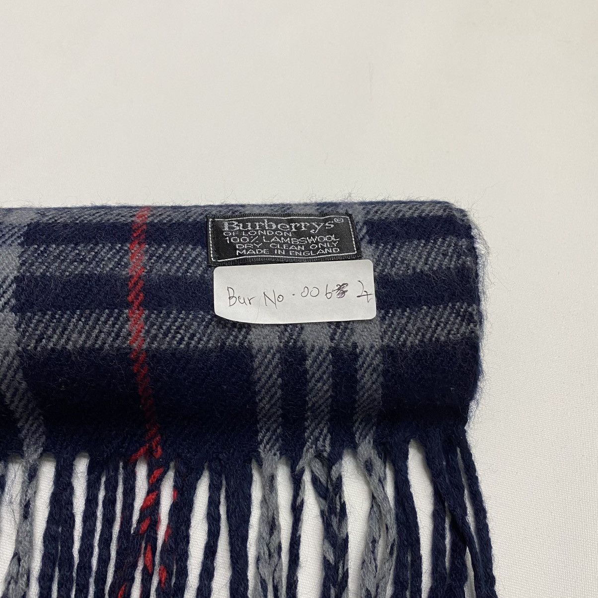 Burberry BURBERRYS SCARF MUFFLER BUR064 Size ONE SIZE - 8 Thumbnail