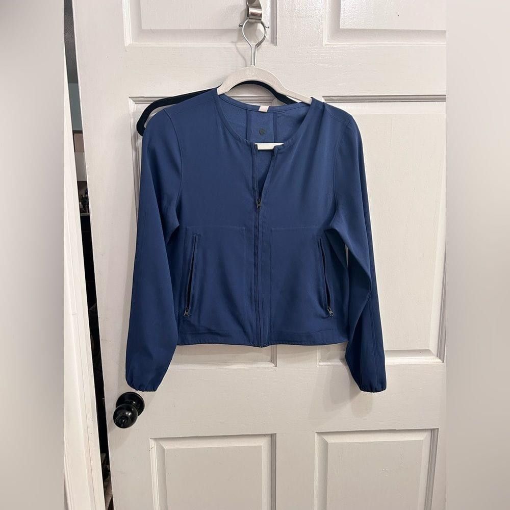 Lululemon Lululemon zip jacket blue size 4 Size S / US 4 / IT 40 - 1 Thumbnail