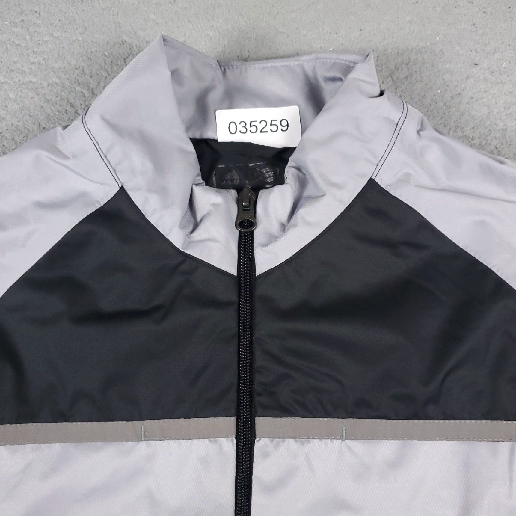 Adidas Adidas Jacket Mens M Gray Black Full Zip Windbreaker, 100% Polyester, Activewear, Sports, Outdoor, Casual, Fall Winter Spring Summer, Men Size US M / EU 48-50 / 2 - 2 Thumbnail