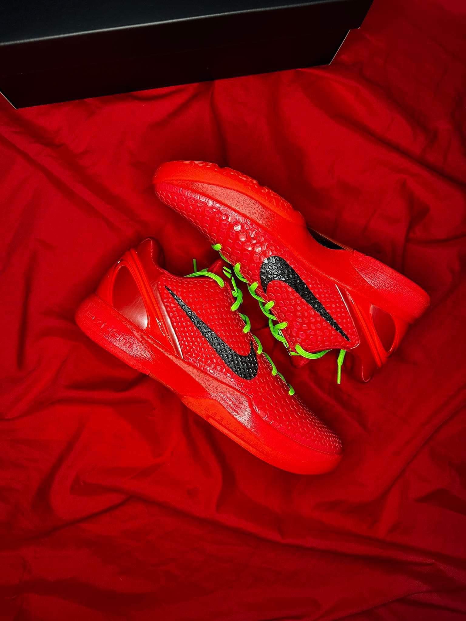 Nike Kobe Protro Reverse Grinch size 11 Size US 11 / EU 44 - 7 Thumbnail