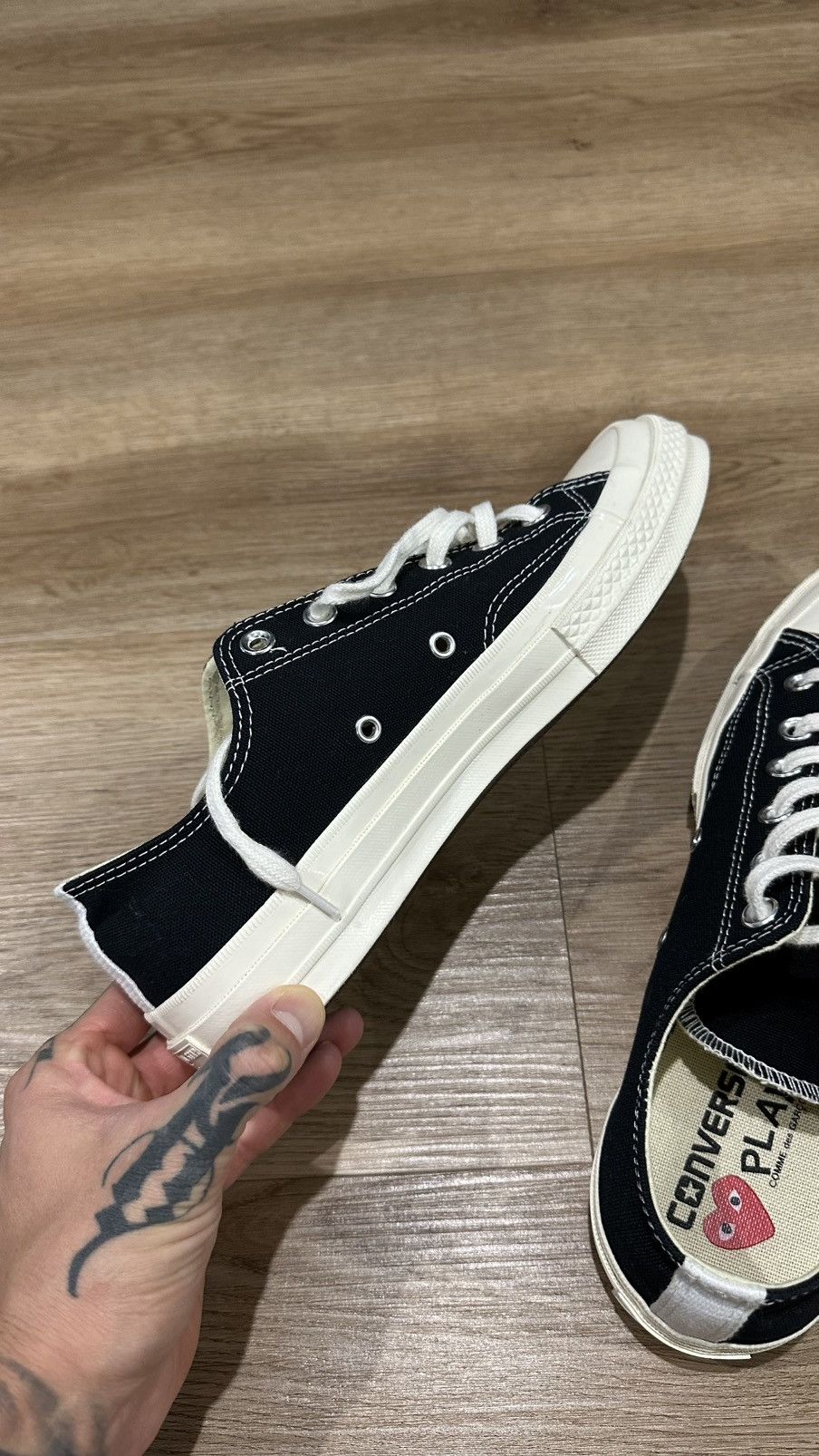 Comme des Garcons CDG Low Top Chucks Size US 9 / EU 42 - 9 Thumbnail