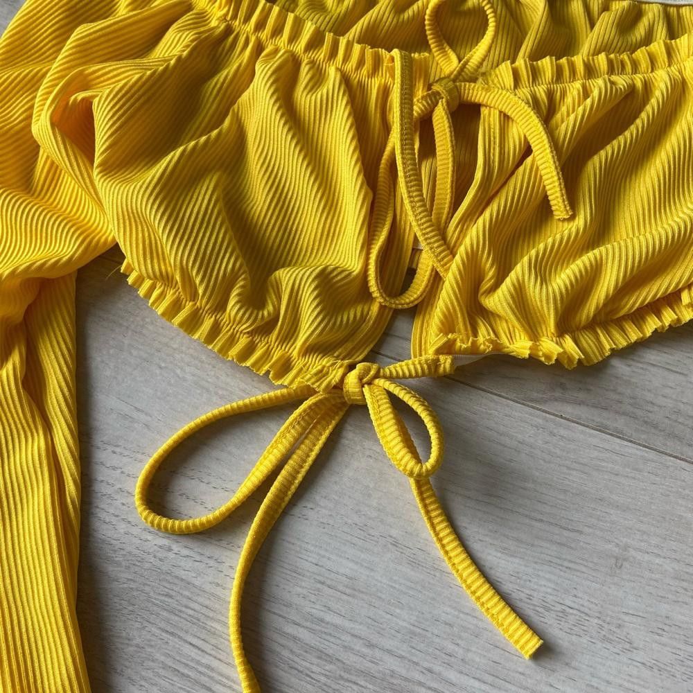 Boohoo Boohoo Yellow Off the Shoulder Long Sleeve Crop Top Size M / US 6-8 / IT 42-44 - 2 Thumbnail