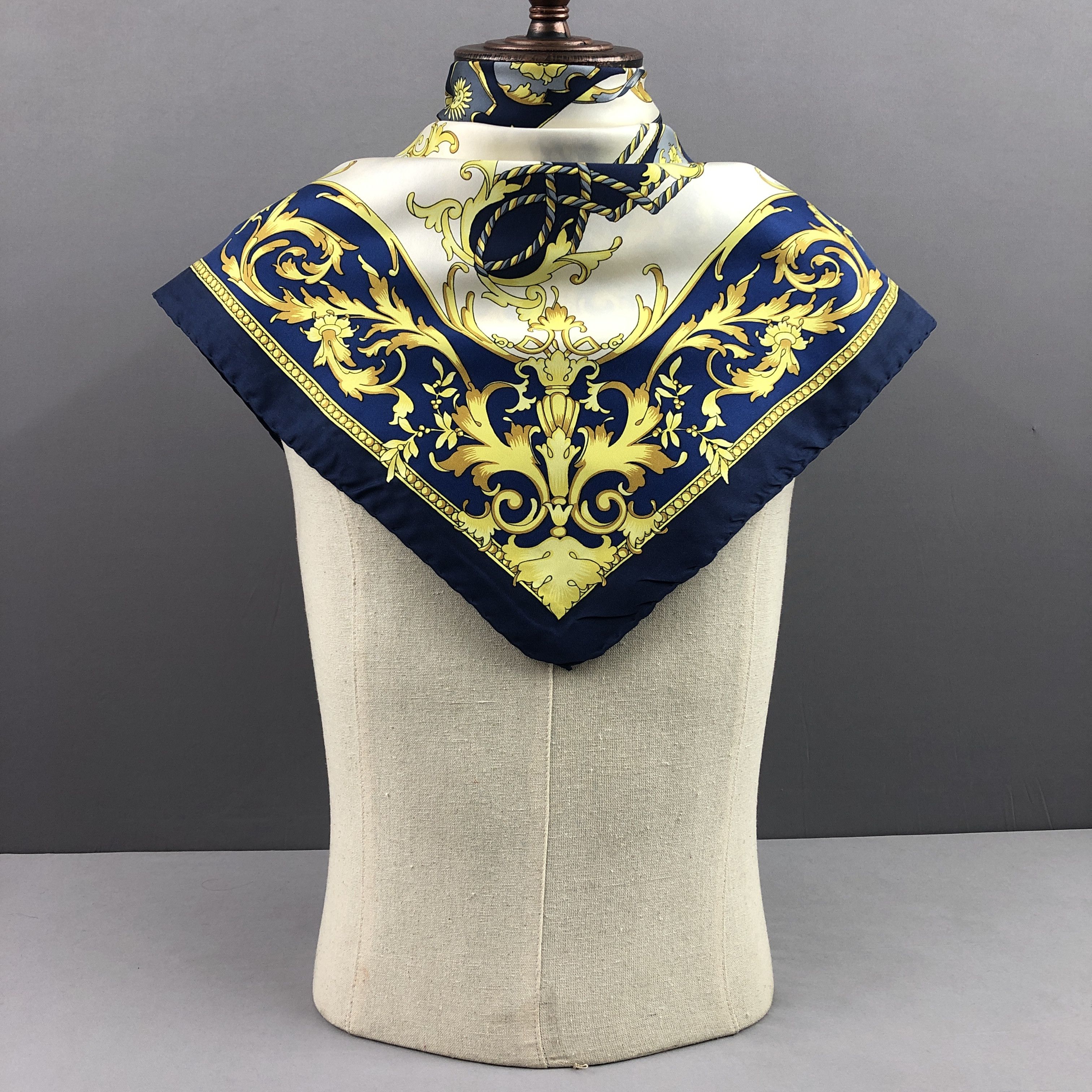 Other Vintage Comtesse SILK Scarf Twill Stole Wraps Scarves Size ONE SIZE - 3 Thumbnail