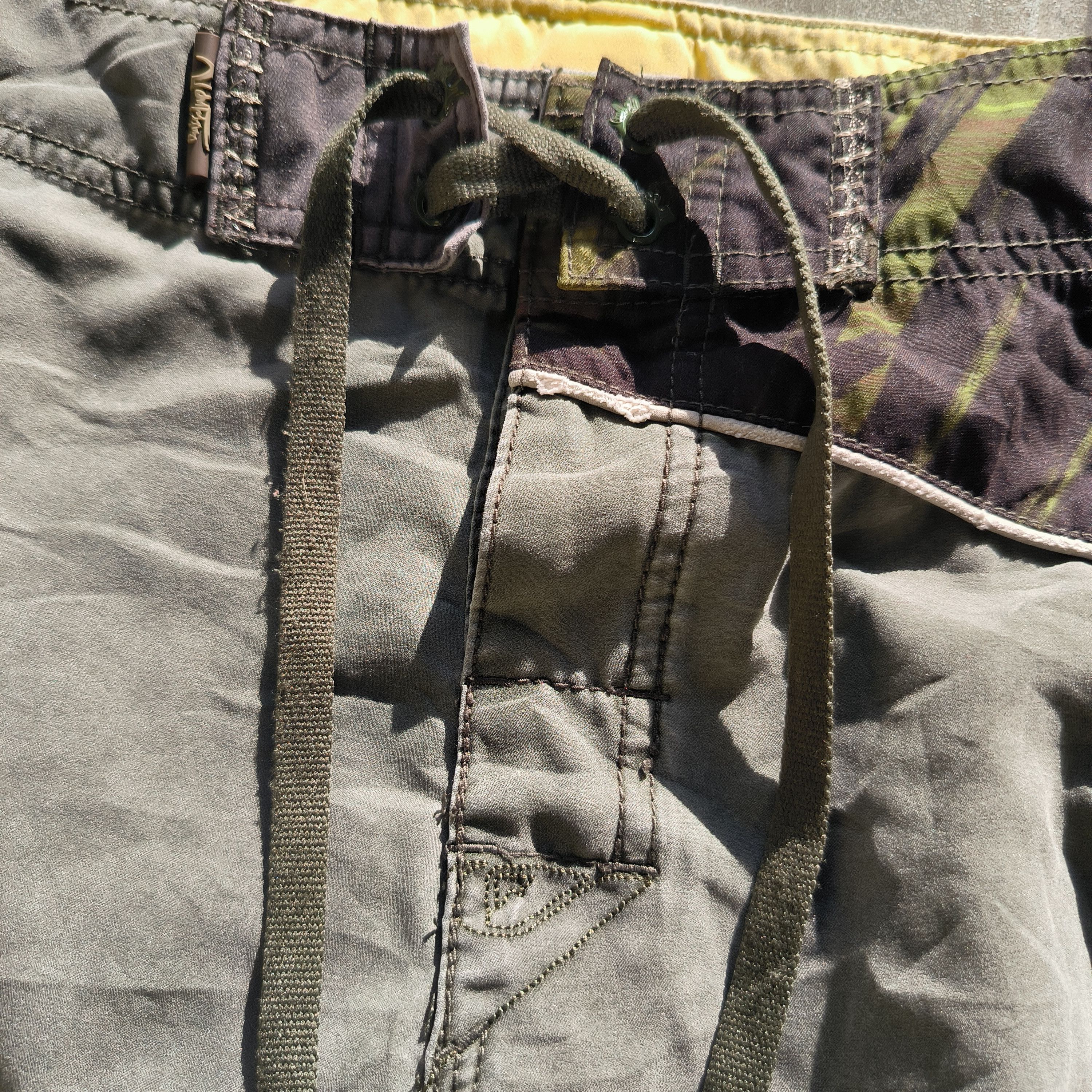 Quiksilver 🔥Vintage 2000s Quiksilver Board Shorts🔥 Size US 32 / EU 48 - 4 Thumbnail