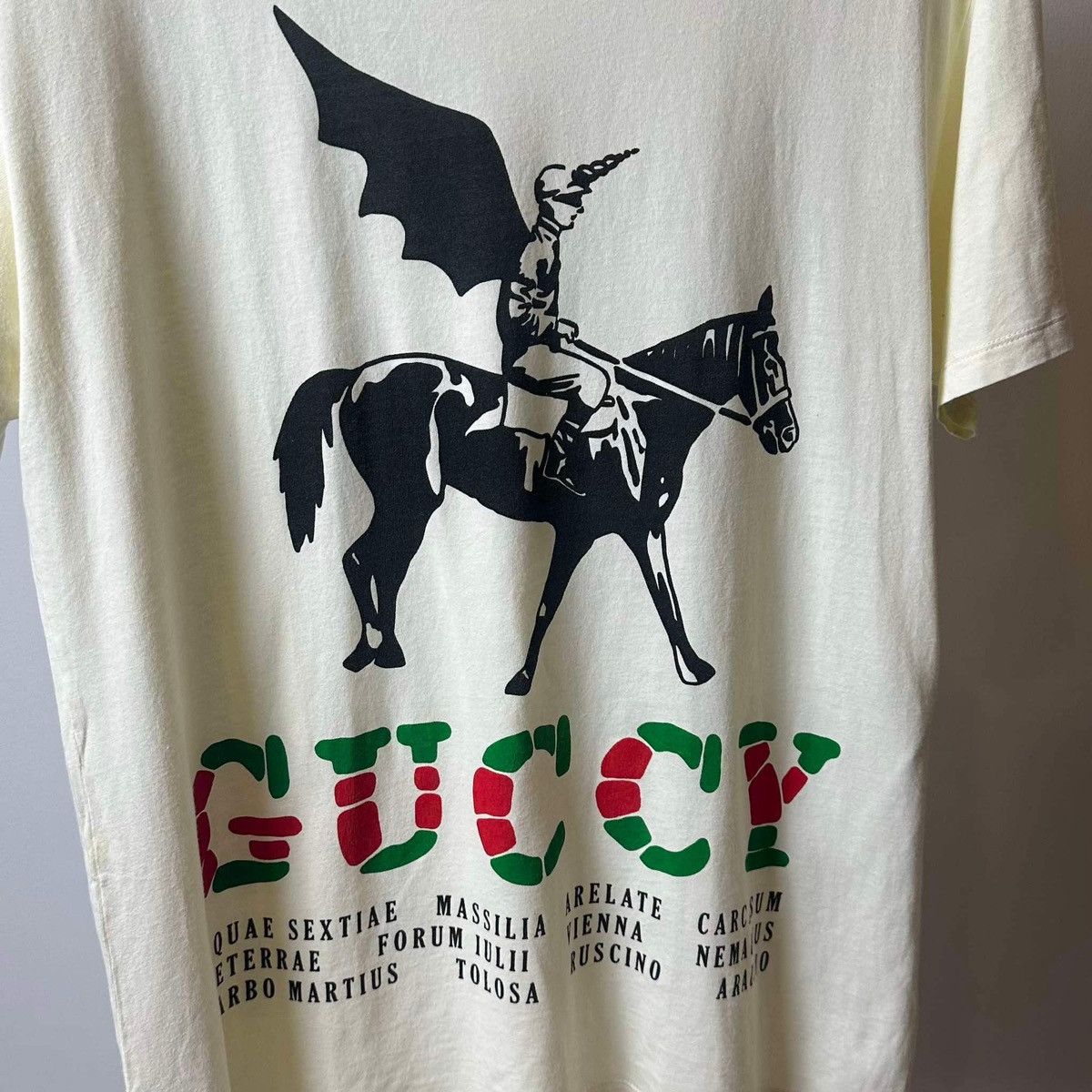 Gucci GUCCI “GUCCY DRAGON” T SHIRT Size US XS / EU 42 / 0 - 2 Thumbnail
