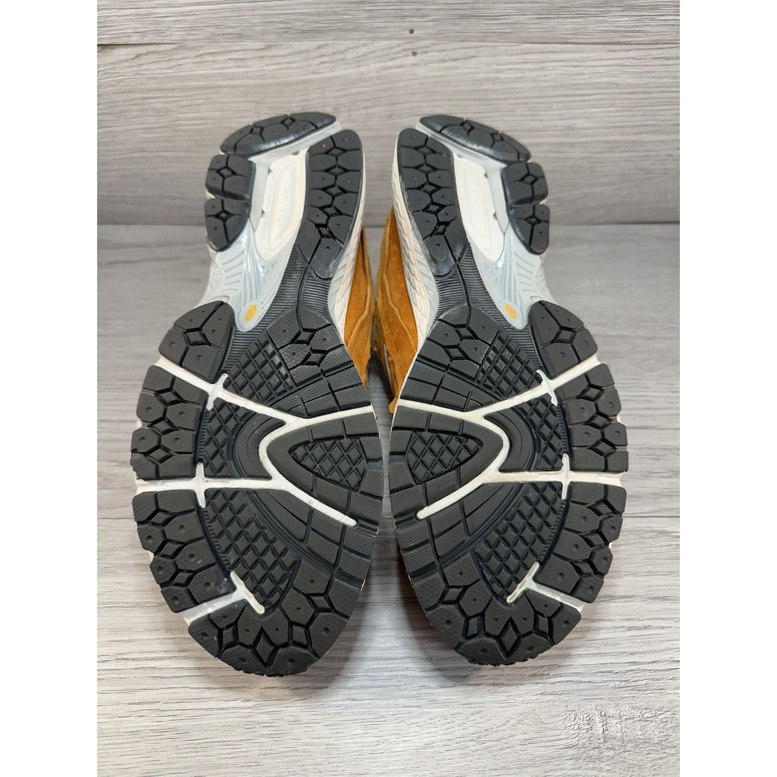 New Balance New Balance 2002R Protection Pack - Vintage Orange - Size 10 Size US 10 / EU 43 - 6 Thumbnail