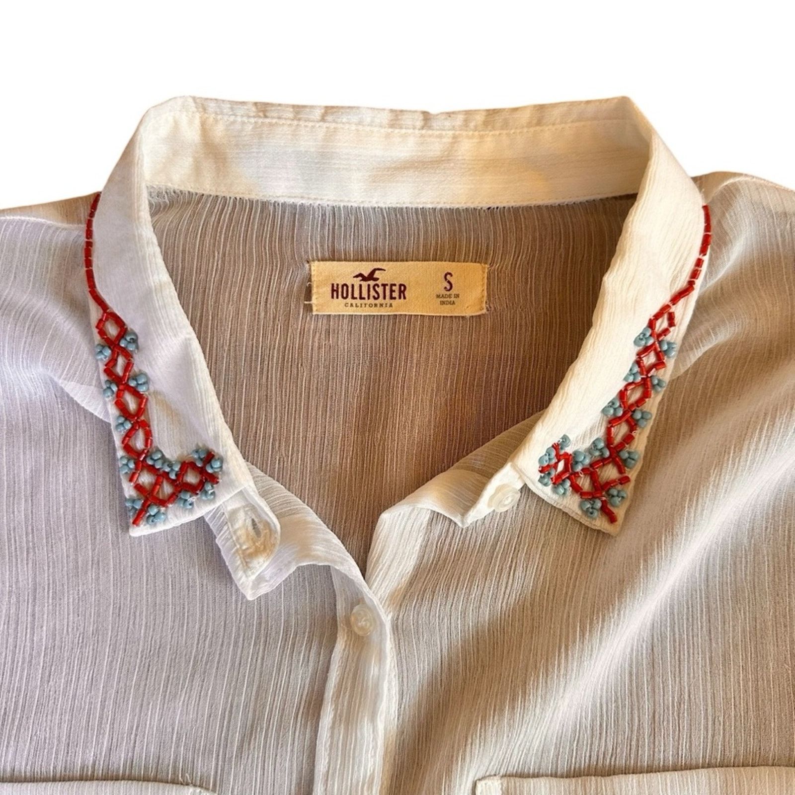 Hollister Hollister Sheer Beaded Collar Blouse – White – Size S – GUC Size S / US 4 / IT 40 - 2 Thumbnail