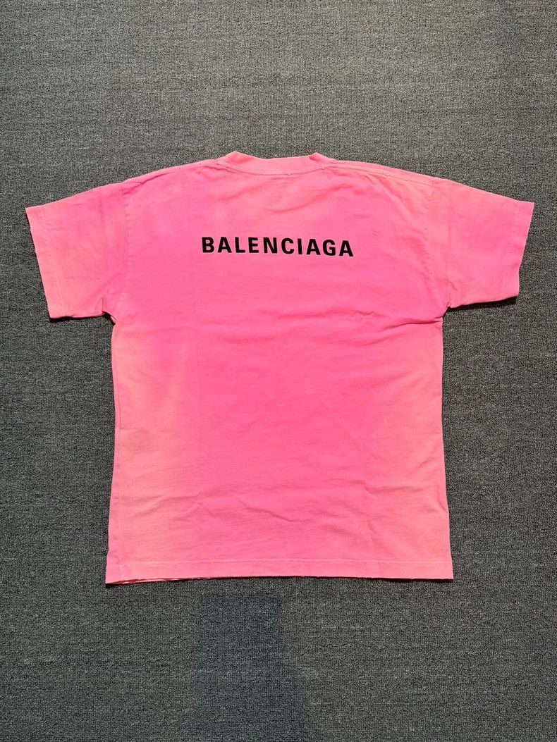 Balenciaga Balenciaga Pink logo embroidery before and after washing t Size US M / EU 48-50 / 2 - 2 Thumbnail