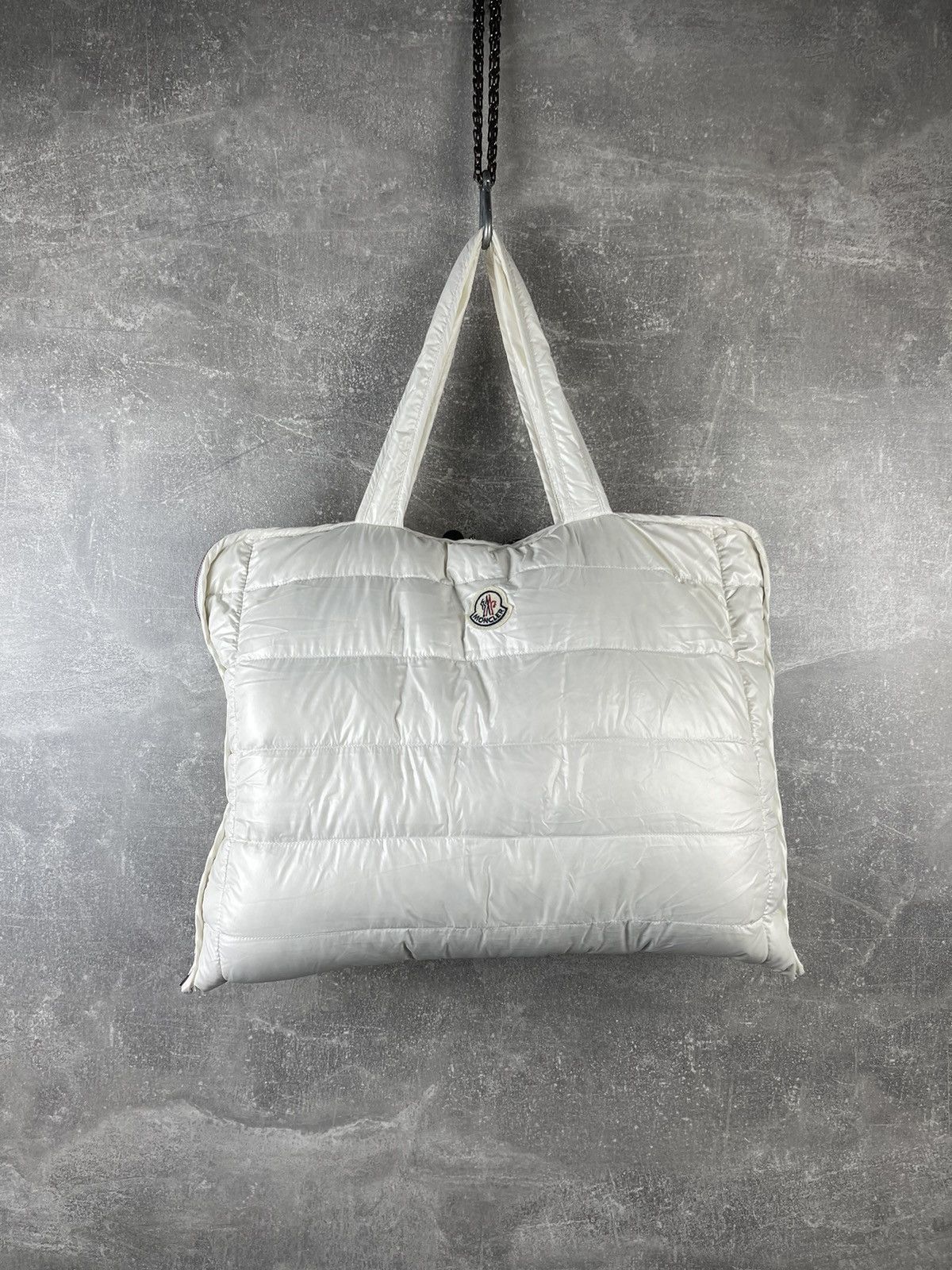 Moncler Moncler France Nylon Puffer Luxury Down White Zip Tote Bag Size ONE SIZE - 1 Thumbnail