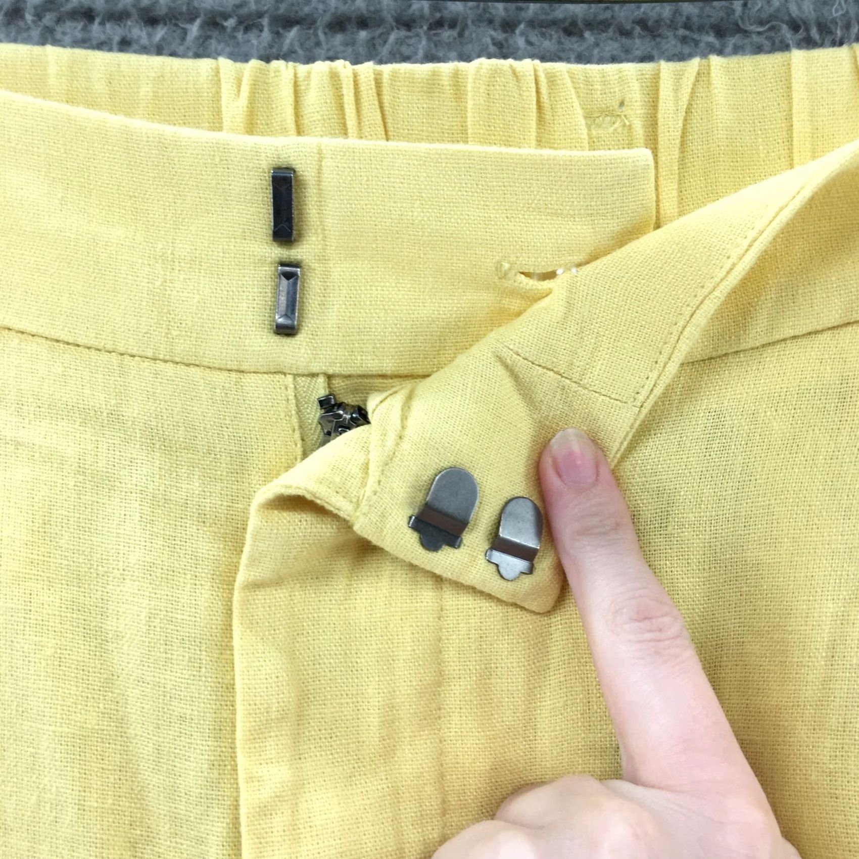 Vintage A New Day Colette Pants Womens 22 Yellow Linen Blend Wide-Leg High Rise NEW Pants Shirt Size 40" / US 18 - 3 Thumbnail