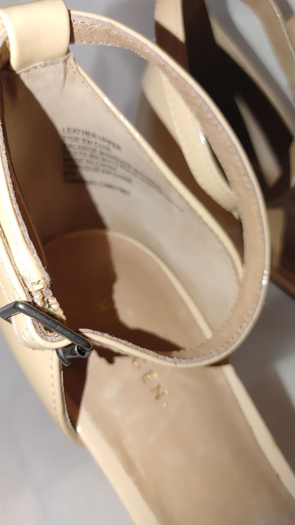 Halo Halogen Patent Leather Heels Size 8.5M Size US 8.5 / IT 38.5 - 5 Thumbnail