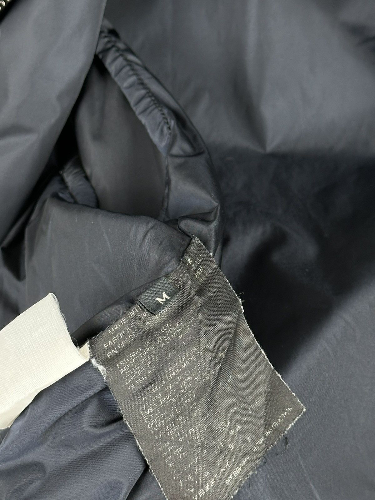 Prada Prada - Collared Nylon Technical Vest - Faux Sherling Collar Size M / US 6-8 / IT 42-44 - 14 Thumbnail