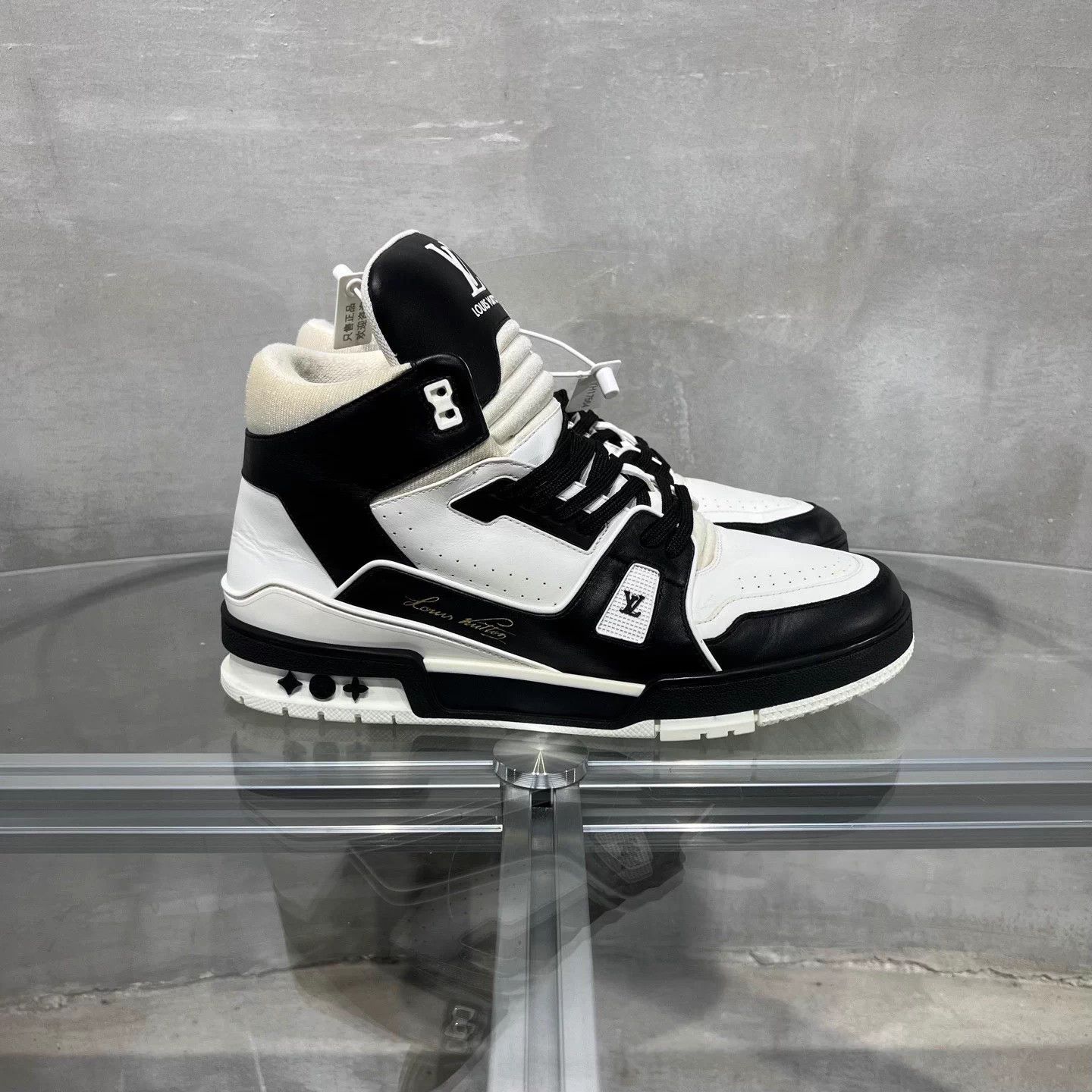 Louis Vuitton LV Trainer High Top Black/White UK9 43 Size US 10 / EU 43 - 4 Thumbnail
