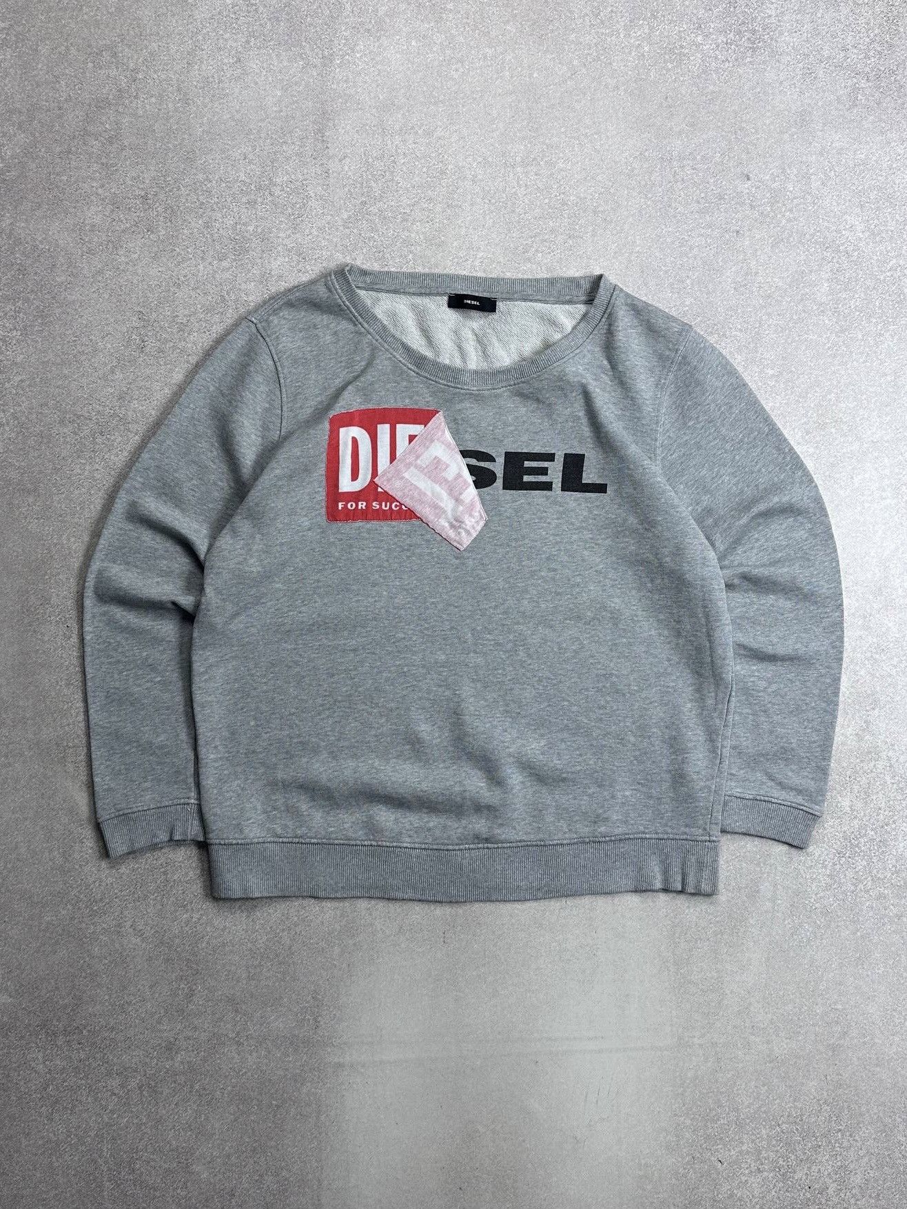Diesel Vintage Diesel Big Logo Sweatshirt Y2K XL Size US XL / EU 56 / 4 - 1 Thumbnail