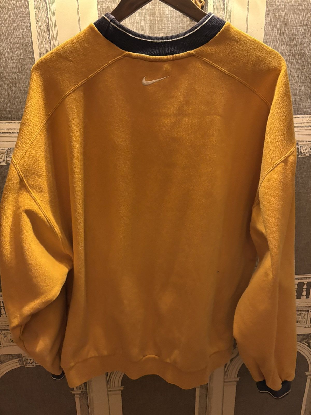 Vintage 80s Nike crew neck