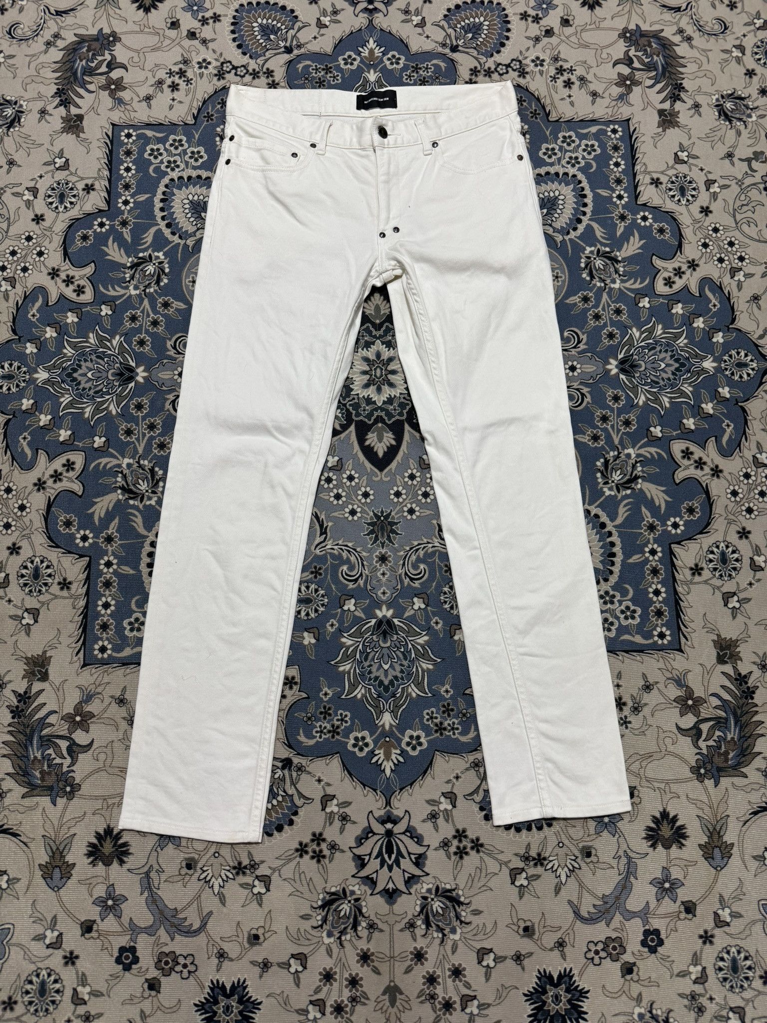 Diet Butcher Slim Skin × Japanese Brand Japanese Brand Diet Butcher Slim Skin White Skinny Jeans Size US 32 / EU 48 - 1 Thumbnail
