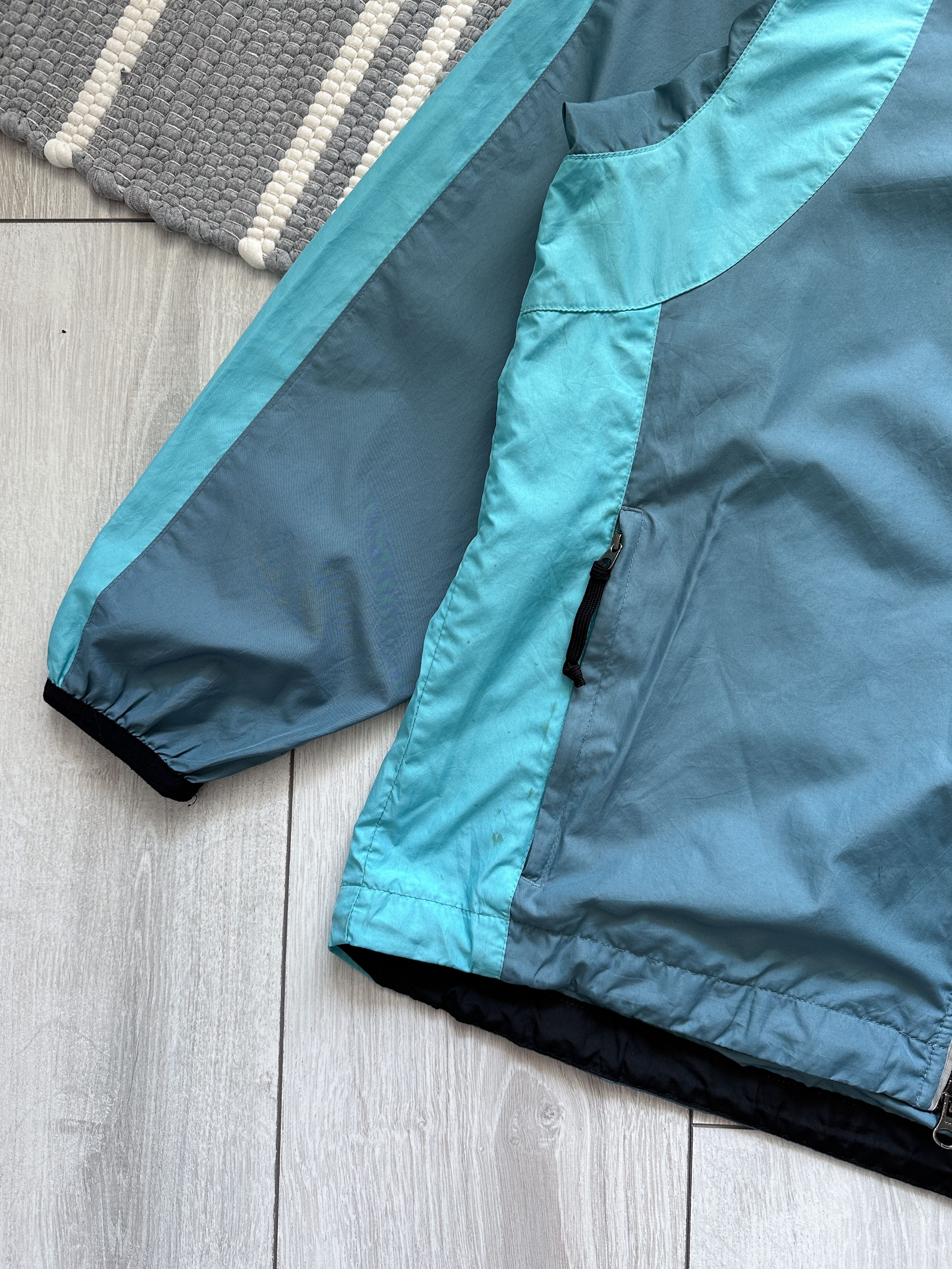 Nike Vintage Nike Track Light Jacket Size US L / EU 52-54 / 3 - 4 Thumbnail