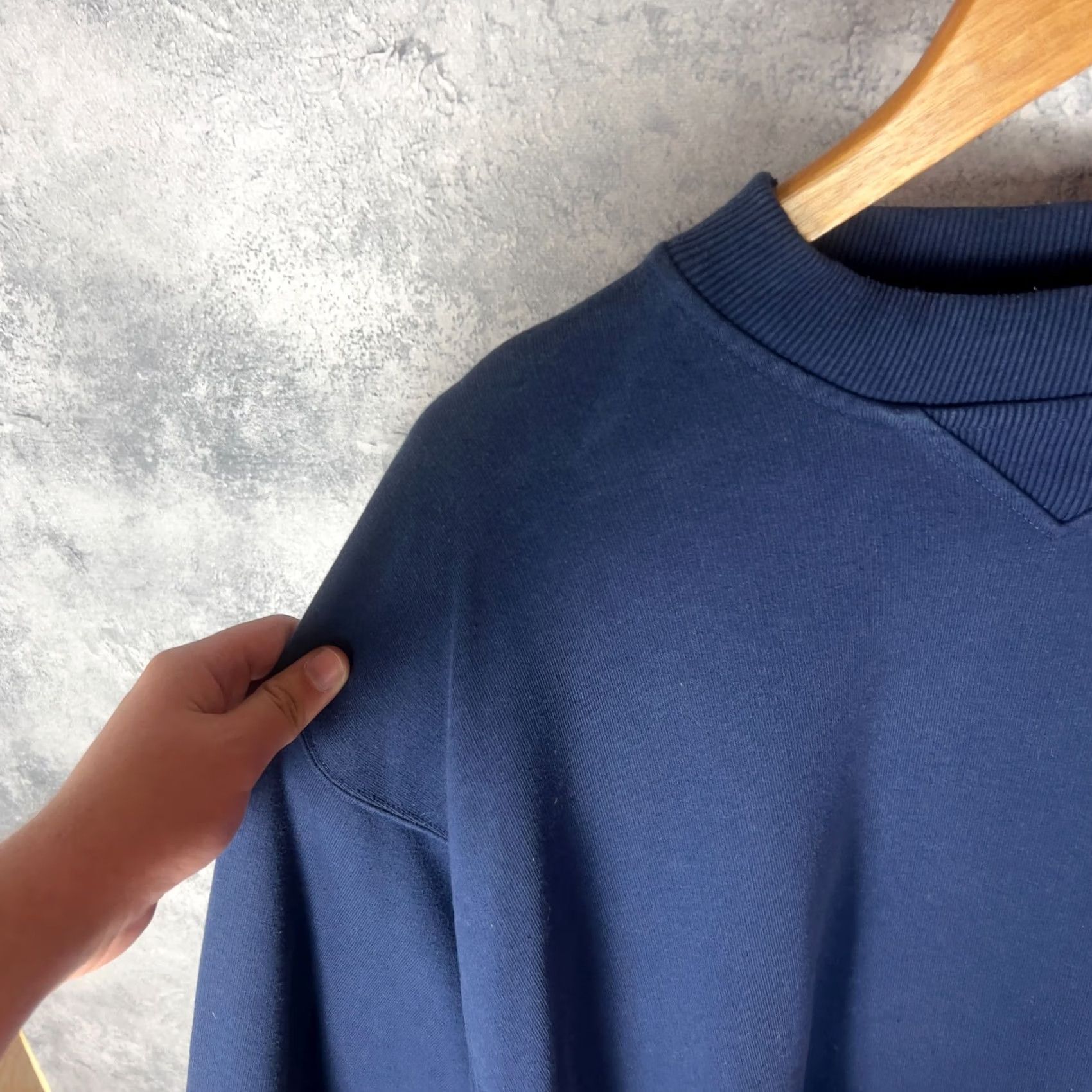 Reebok VINTAGE Reebok Sweatshirt Navy Blue Pullover Embroidered Logo M Men’s Retro Size US M / EU 48-50 / 2 - 7 Thumbnail