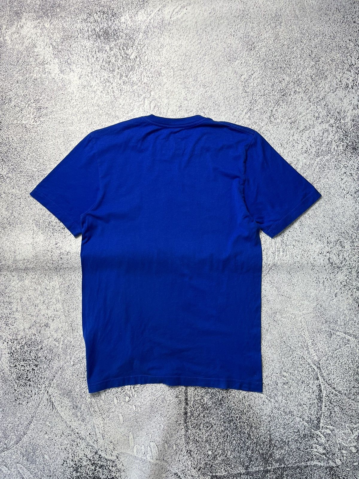Nike Vintage Nike 90s Faded Big Swoosh Center Logo Tee Shirt Size US S / EU 44-46 / 1 - 9 Thumbnail