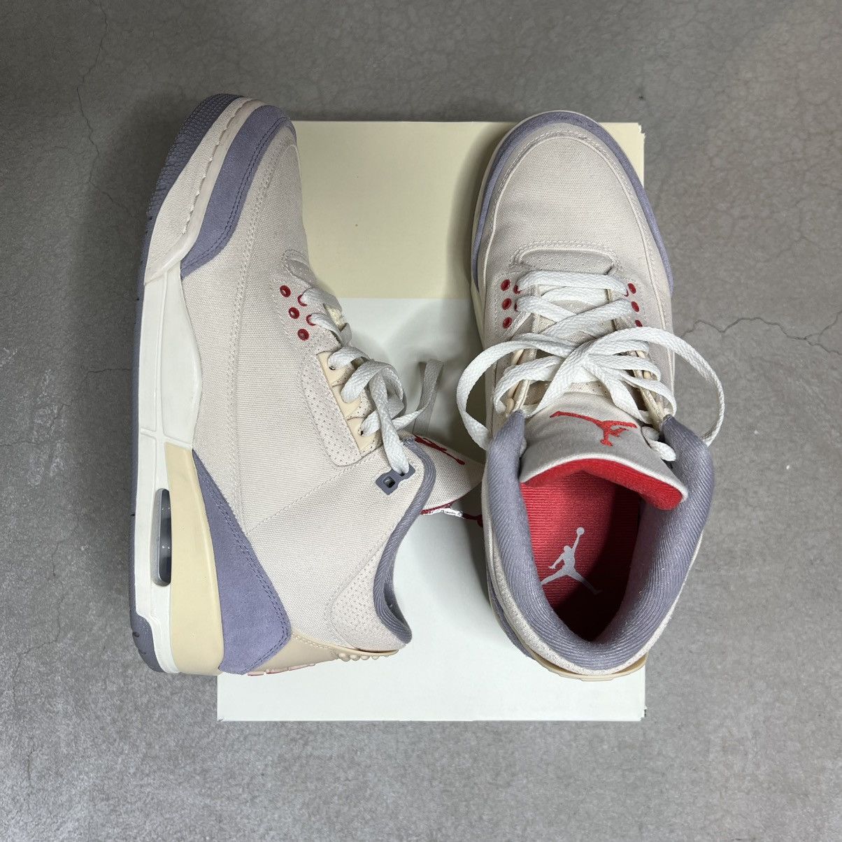 Jordan Brand Nike Air Jordan 3 Retro Muslin 9.5 Size US 9.5 / EU 42-43 - 2 Thumbnail