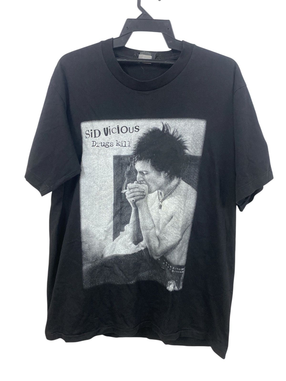 Band Tees Vintage Sid Vicious drugs kill bootleg Size US XL / EU 56 / 4 - 1 Thumbnail
