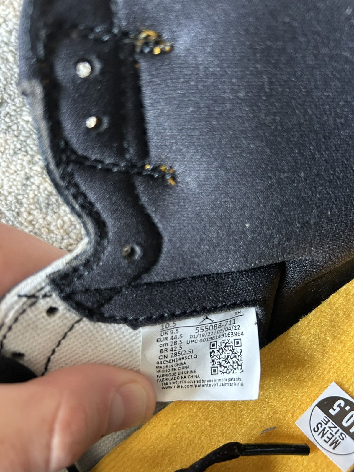 Jordan Brand Jordan 1 Taxi Size US 10.5 / EU 43-44 - 7 Thumbnail