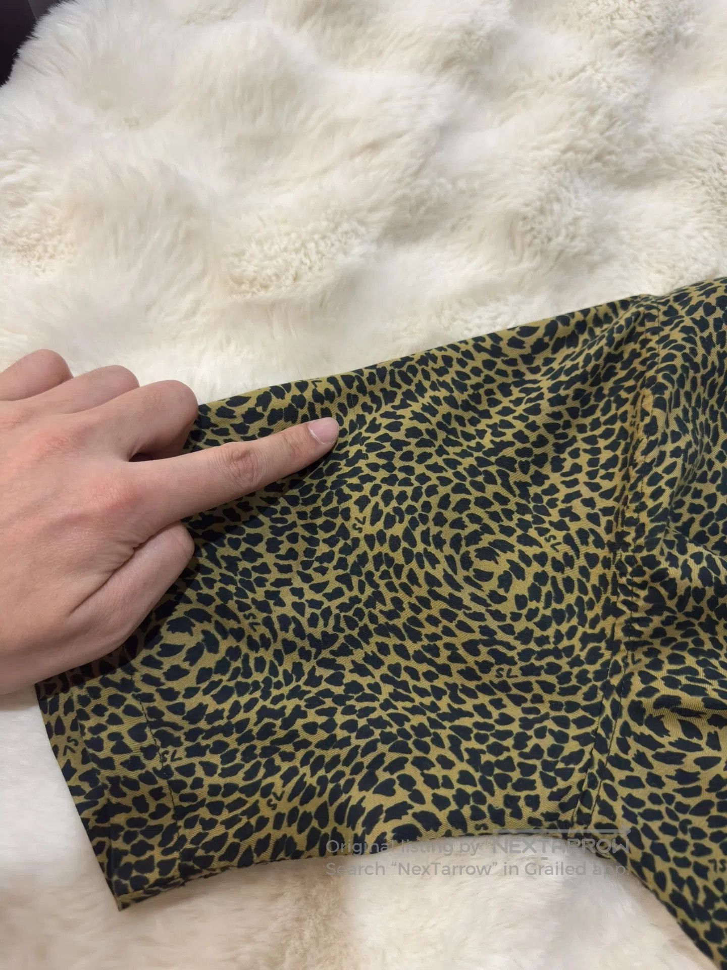 Saint Laurent Paris Saint Laurent Paris Leopard Print Short Sleeve Shirt| Size US M / EU 48-50 / 2 - 5 Thumbnail