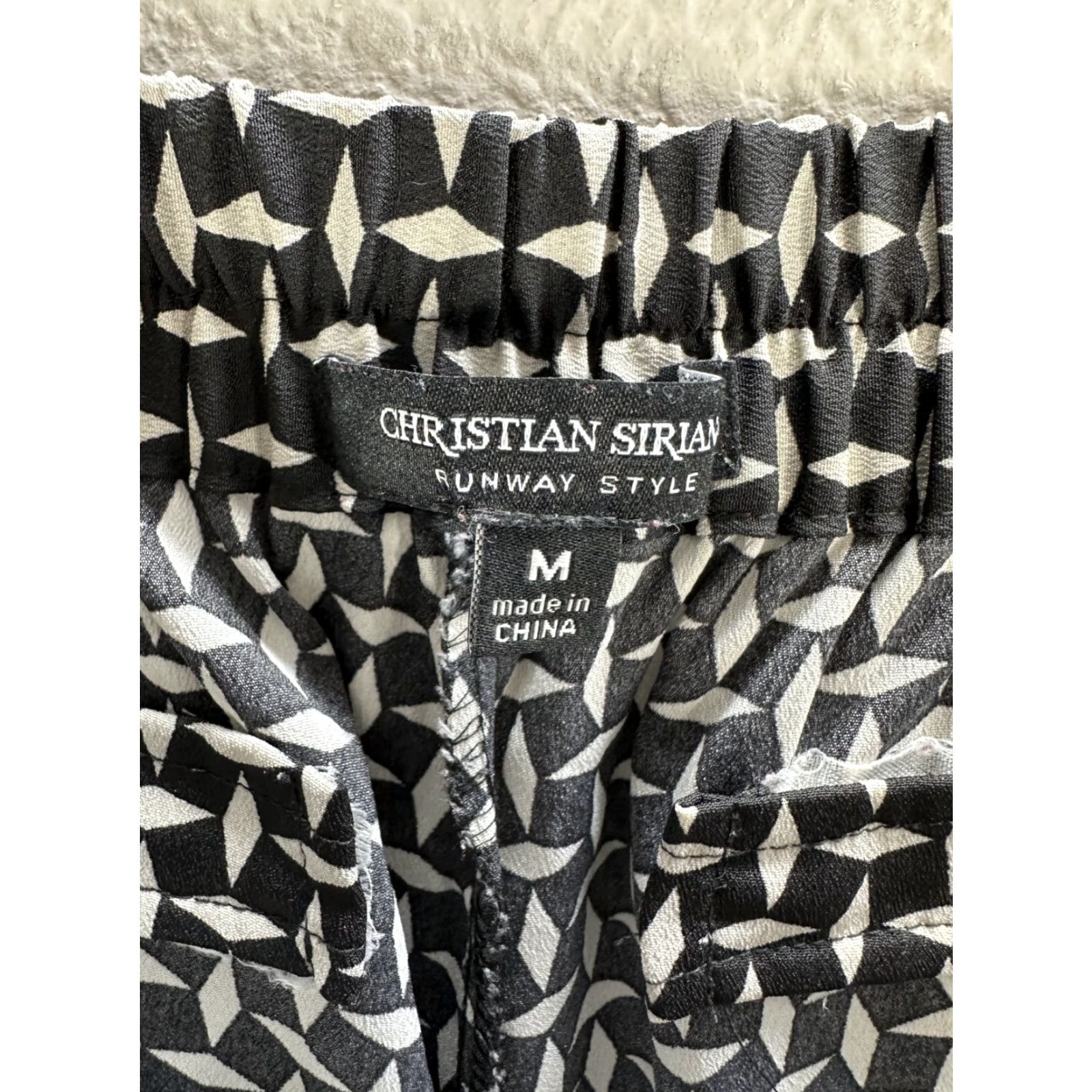 Christian Siriano Christian Siriano Runaway Geometric Pants Elastic Waist Sz M Women Black White Geometric Pattern Ankle Straight Inseam 31 Size 32" / US 10 / IT 46 - 3 Thumbnail