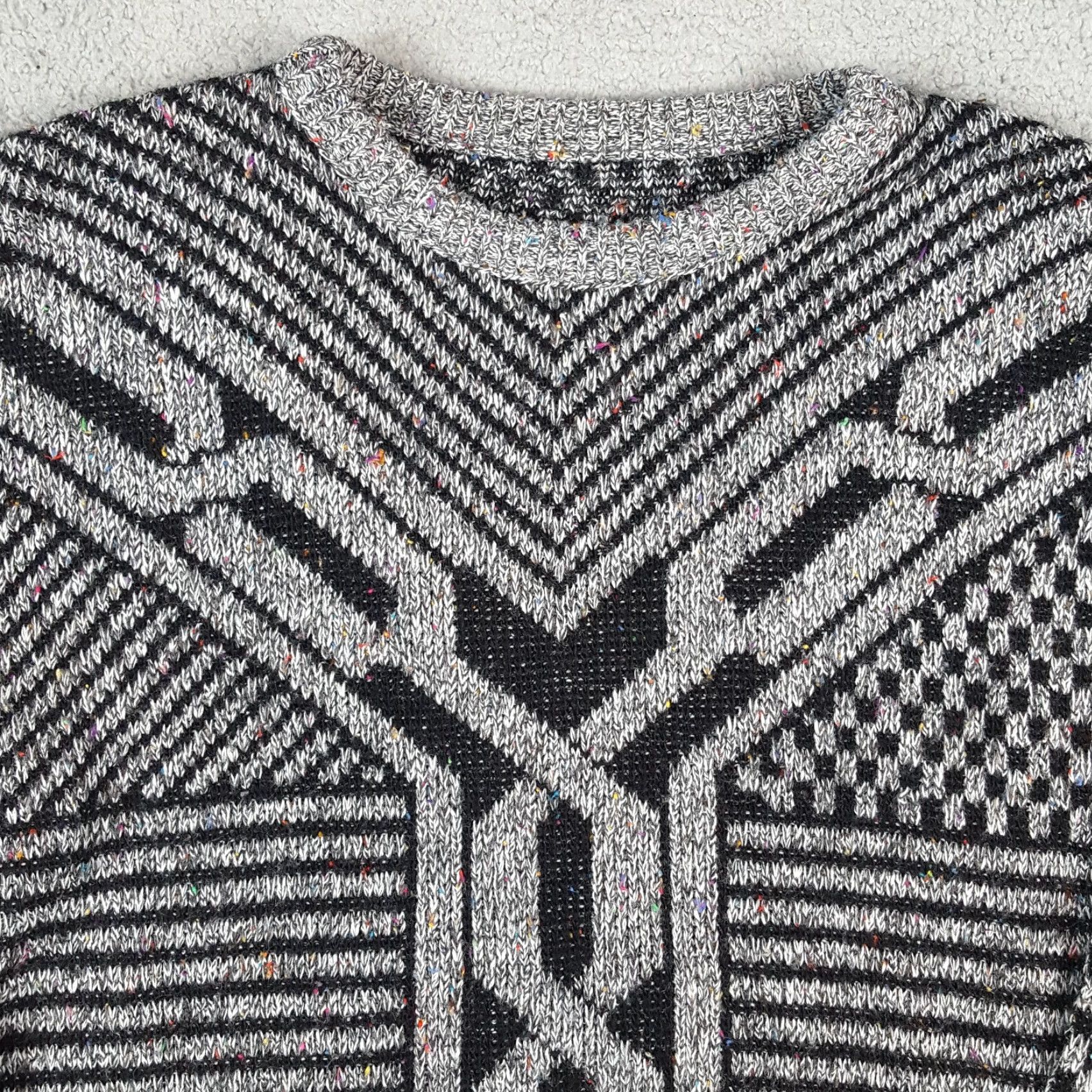 Vintage Vintage Women's Pullover Sweater Knit 80s Preppy Geometric Acid Wash Gray Size M Size M / US 6-8 / IT 42-44 - 2 Thumbnail