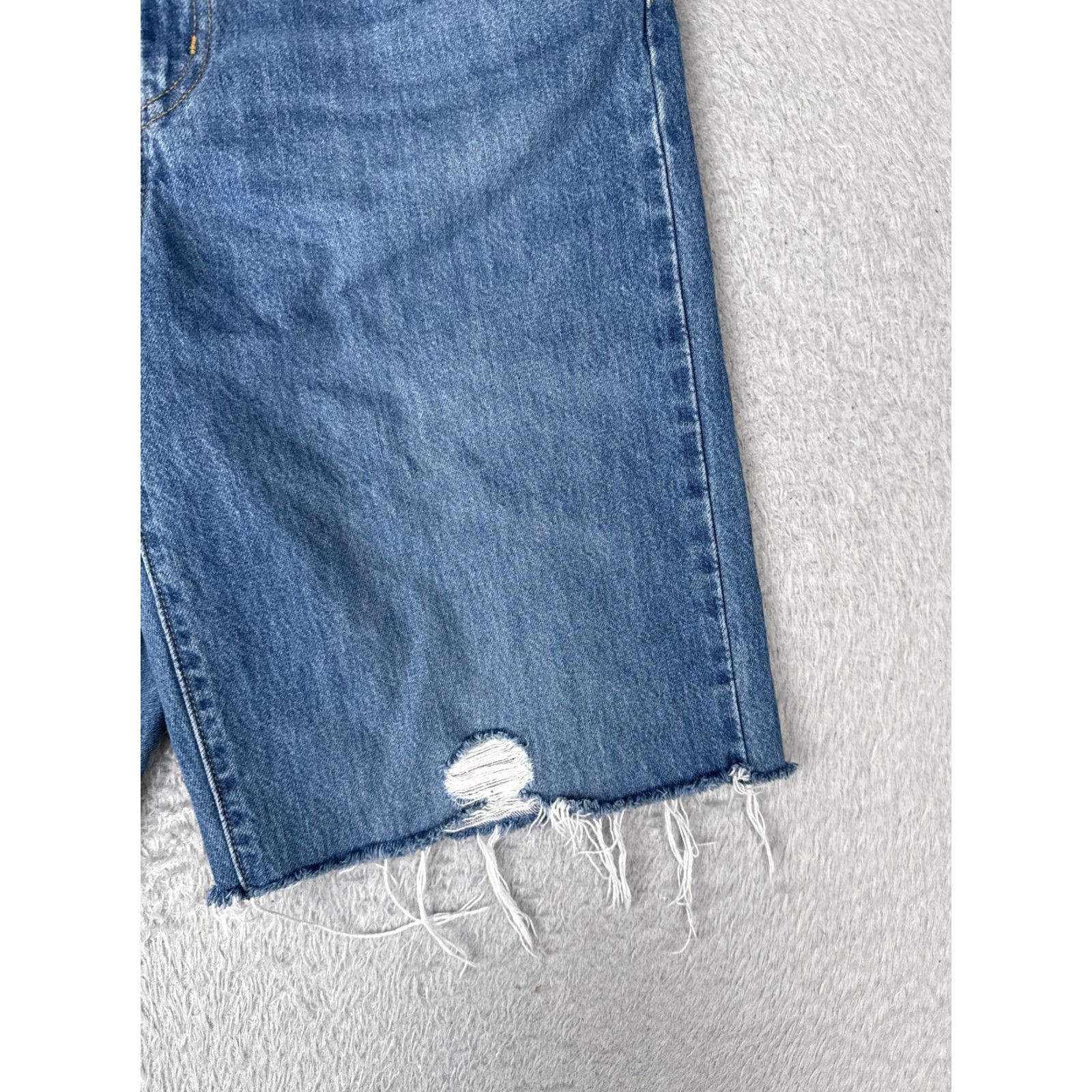 Levi's VINTAGE Levis High Waisted Straight Shorts Womens 29 Blue Cutoff Jorts Raw Hem Baggy Size 29" - 2 Thumbnail