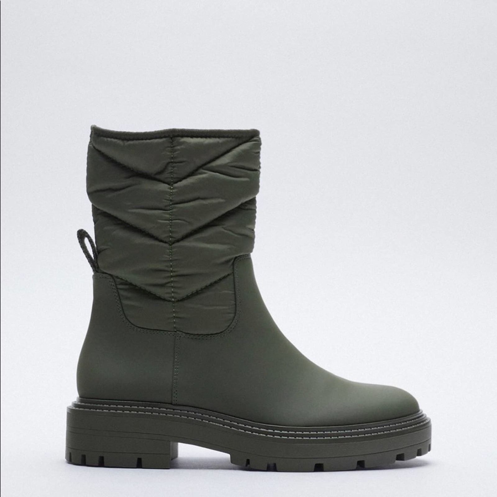 Zara Zara Quilted Rubberized Low Heel ankle Boots Size US 9 / IT 39 - 2 Thumbnail