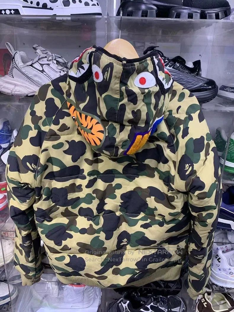 Bape Bape Camo Shark Down Jacket. Size US M / EU 48-50 / 2 - 3 Thumbnail