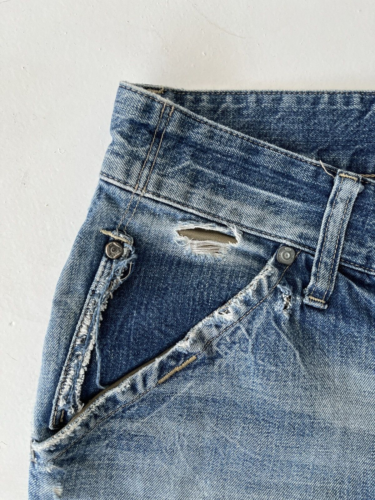 G-Star × Pharrell Vintage G Star Raw distressed trashed washed denim jeans y2k Size US 29 - 7 Thumbnail