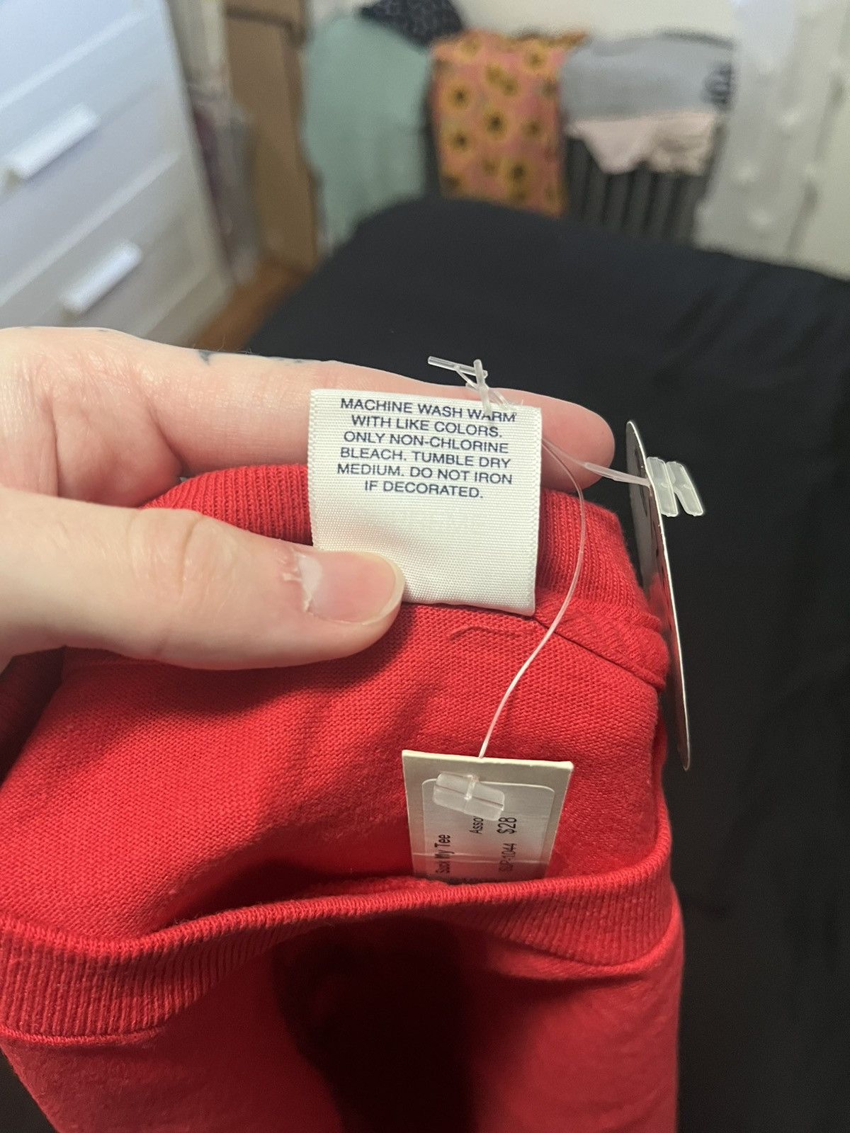 Supreme Supreme suck my cunt tee red Size US L / EU 52-54 / 3 - 5 Thumbnail