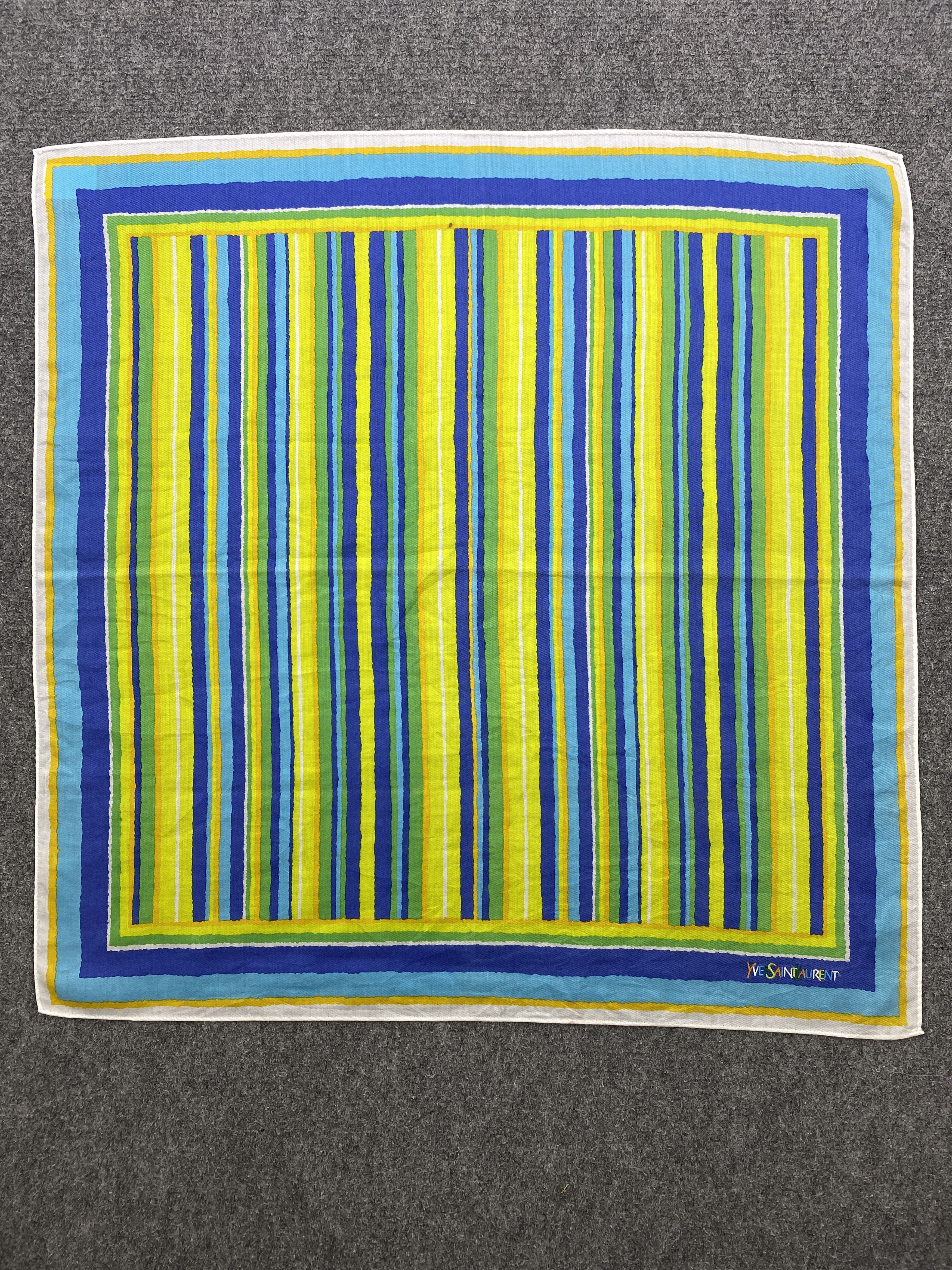 Vintage Yves Saint Laurent Handkerchief /Neckerchief HKC0744 Size ONE SIZE - 4 Thumbnail