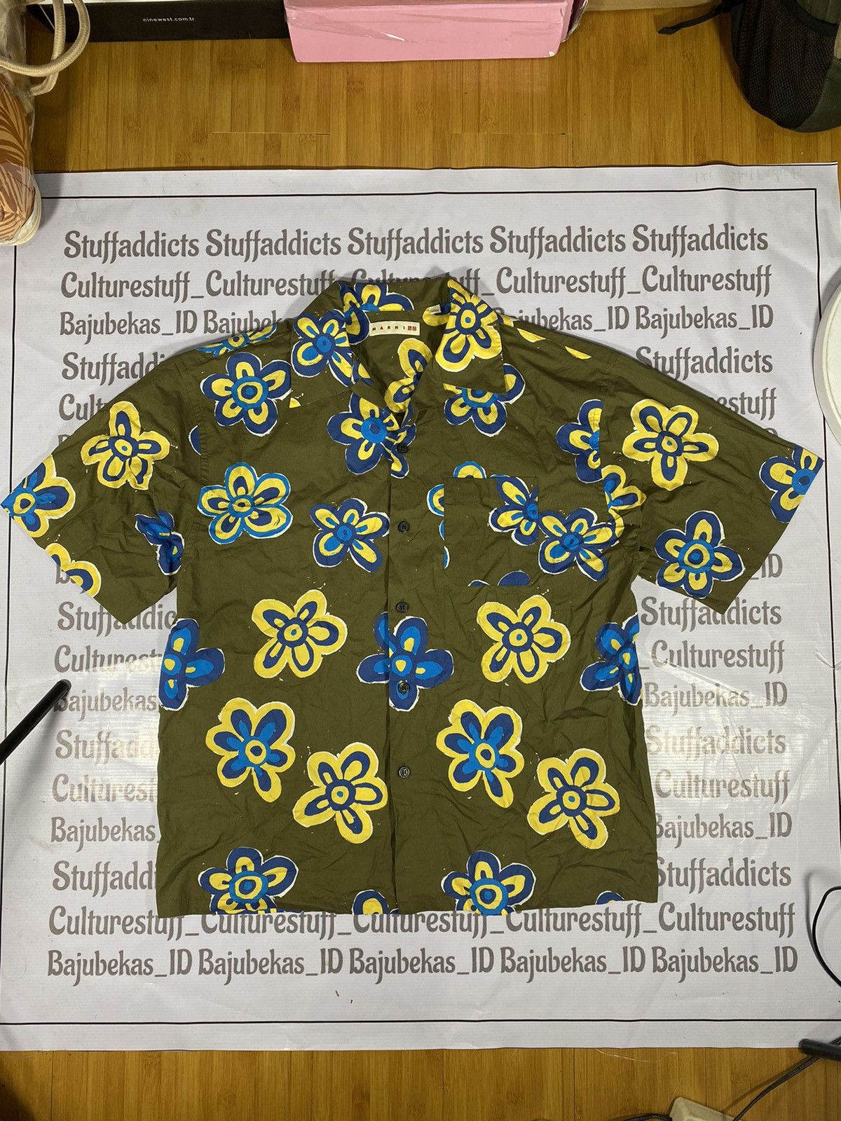 Marni × Uniqlo SS22 Marni x Uniqlo Open Collar Button ups Size US L / EU 52-54 / 3 - 1 Thumbnail