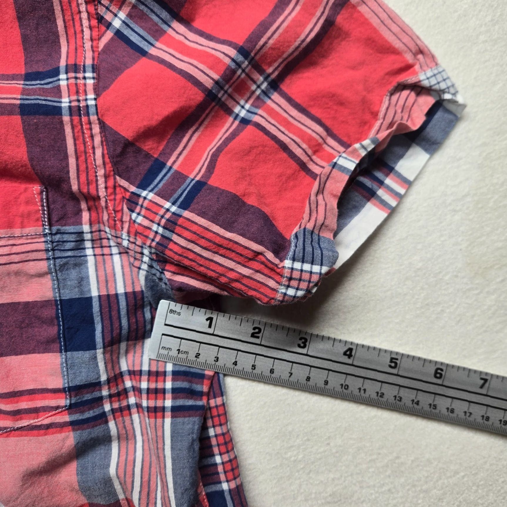 Lands' End Lands' End Shirt Men Button-Up Plaid Short Sleeve Red Cotton Adult S Small 14 14.5 Classic Preppy Button-Down Mens Size US S / EU 44-46 / 1 - 5 Thumbnail