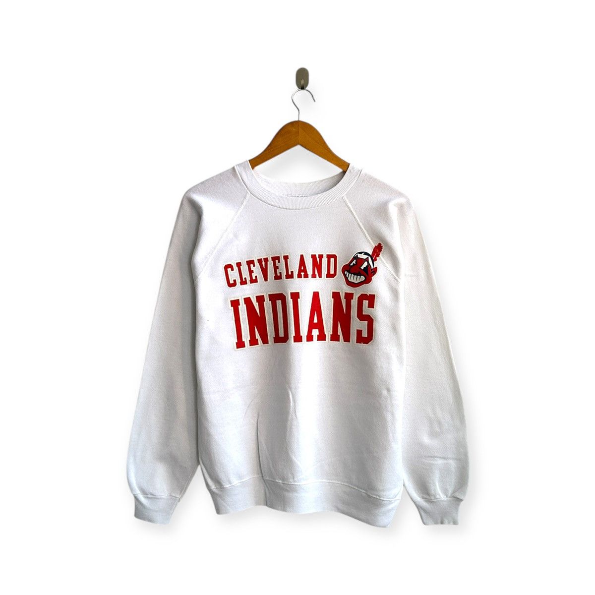 Vintage vintage 80s 90s CLEVELAND INDIANS big logo sweatshirts Size US L / EU 52-54 / 3 - 1 Thumbnail