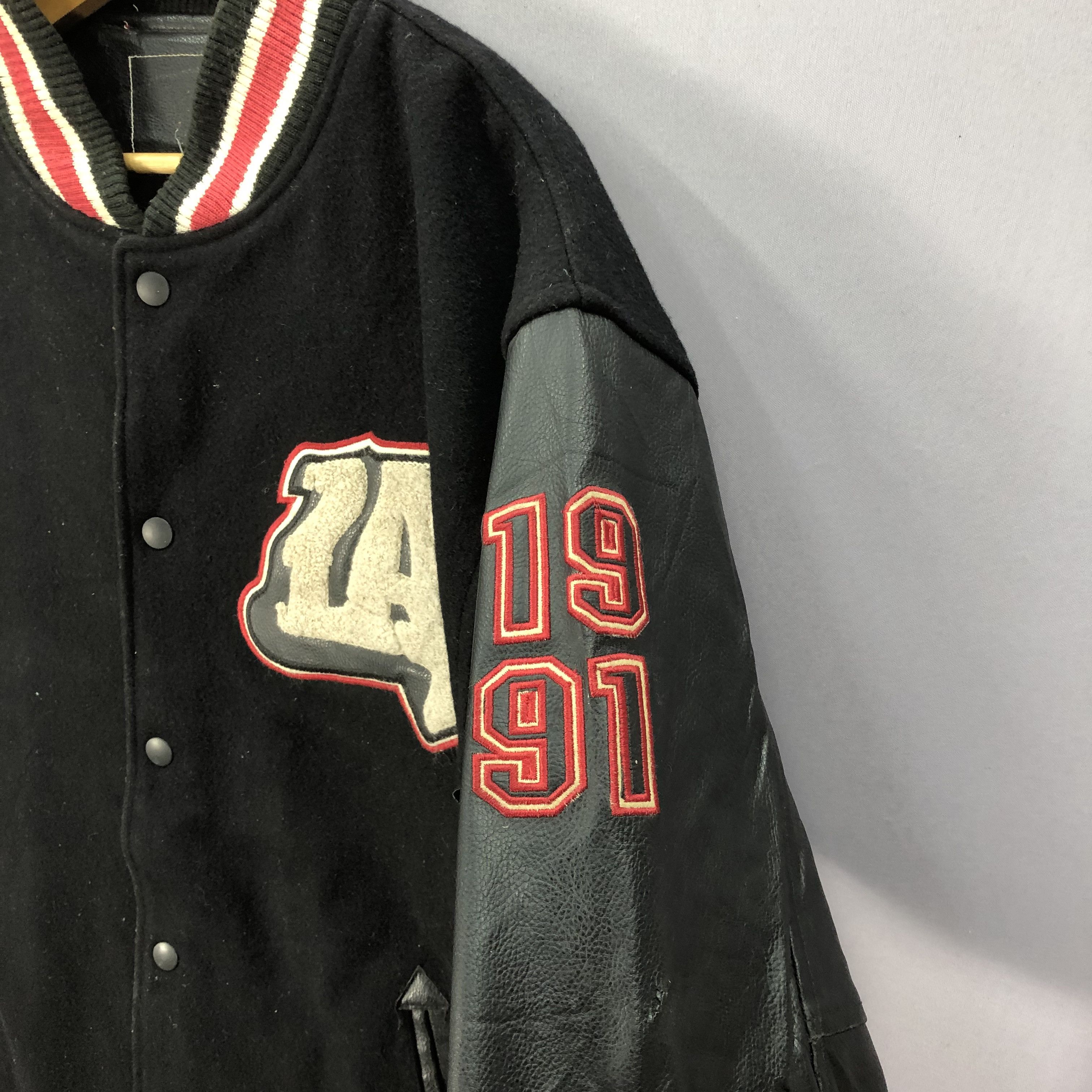Vintage Vintage 90s Conart Varsity Leather Wool Jacket Native Indian Size US L / EU 52-54 / 3 - 7 Thumbnail