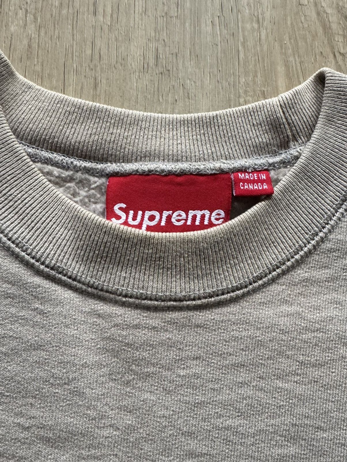 Supreme Supreme Oatmeal Box Logo Crewneck 2006 Size US L / EU 52-54 / 3 - 4 Thumbnail