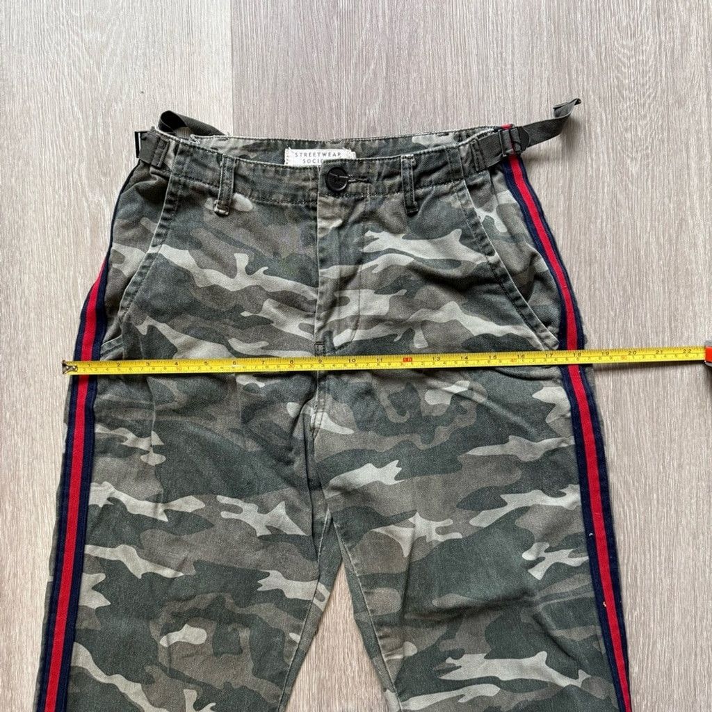 The Unbranded Brand Streetwear Society Camouflage Trousers with Red Stripe Size 26" / US 2 / IT 38 - 6 Thumbnail