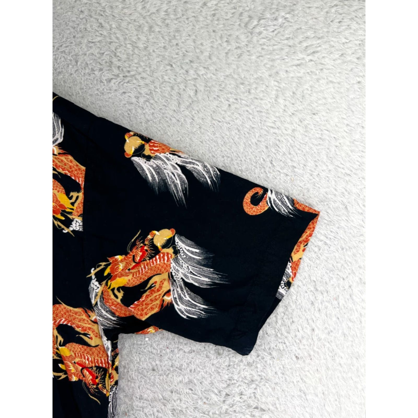 Vintage Hawaiian Shirt Mens Medium Black Orange Dragon All Over Print Button Up Pocket Shirt Size US M / EU 48-50 / 2 - 2 Thumbnail