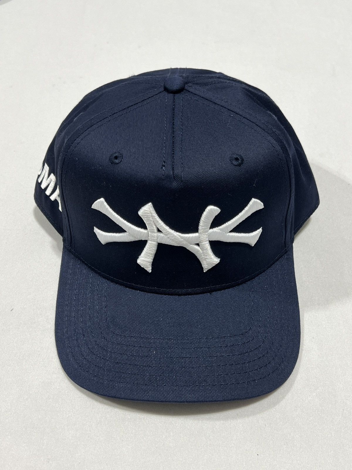 Oma NY Hat Curved Brim Navy