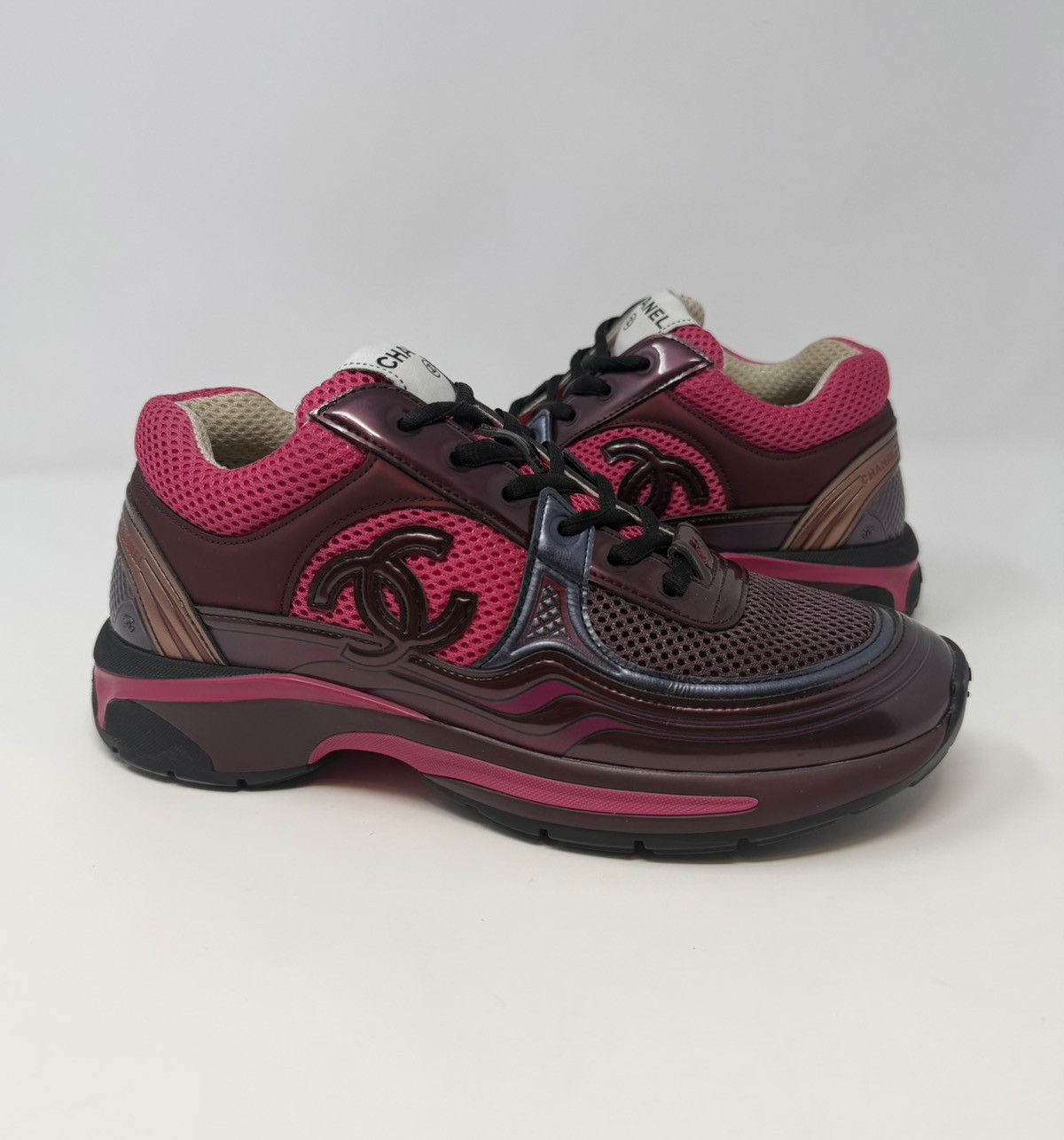Chanel Chanel CC Low Top Trainer Sneaker Pink/Burgandy Size US 8 / IT 38 - 1 Thumbnail