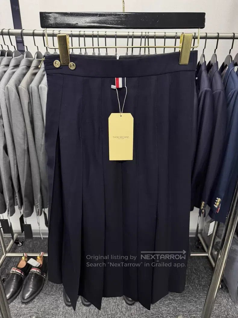 Thom Browne Thom Browne Pleated Skirt Size 25" / US 0 / IT 36 - 2 Thumbnail