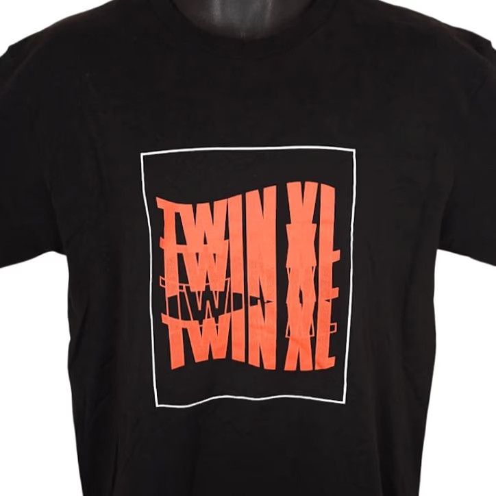 Tultex VINTAGE Twin XL T Shirt Mens Size Medium Black Synth Pop Band Tee Size US M / EU 48-50 / 2 - 2 Thumbnail