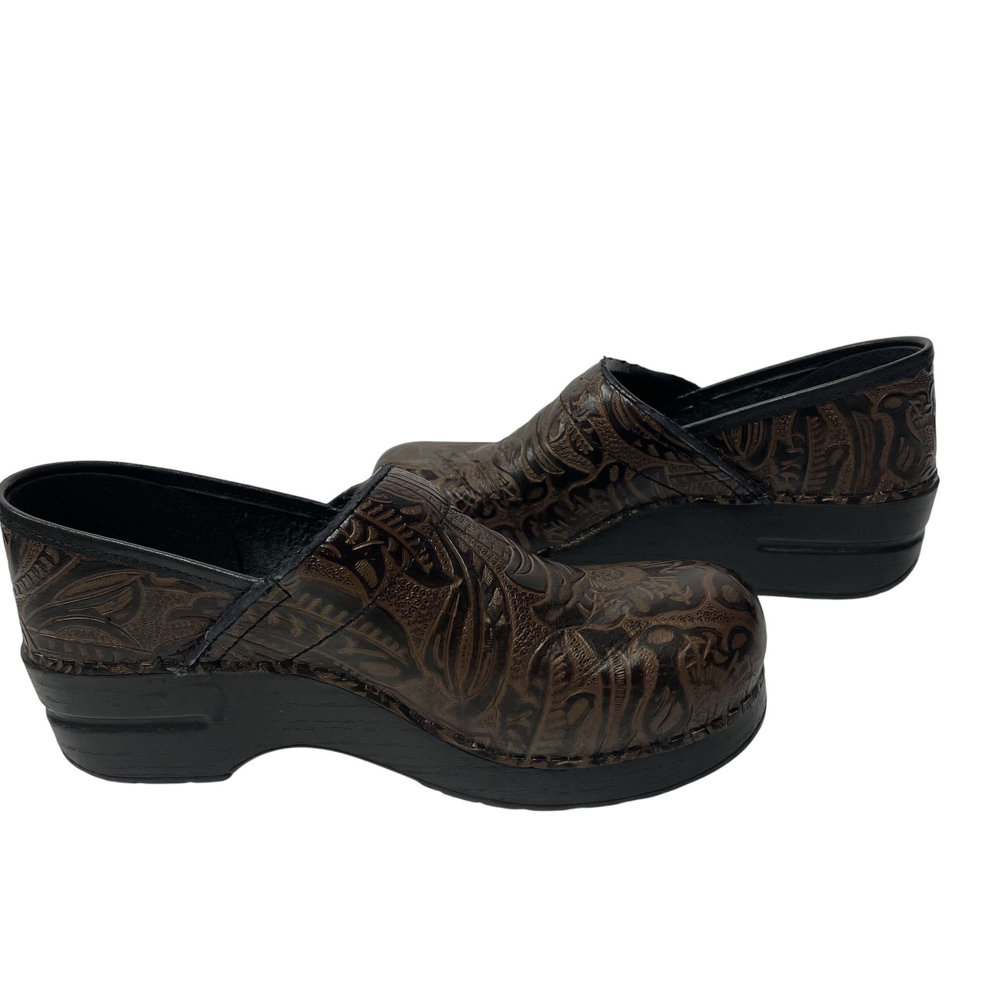 Dansko Dansko ANTIQUE TOOLED Leather Clogs Professional Shoes Size US 9 / IT 39 - 12 Thumbnail