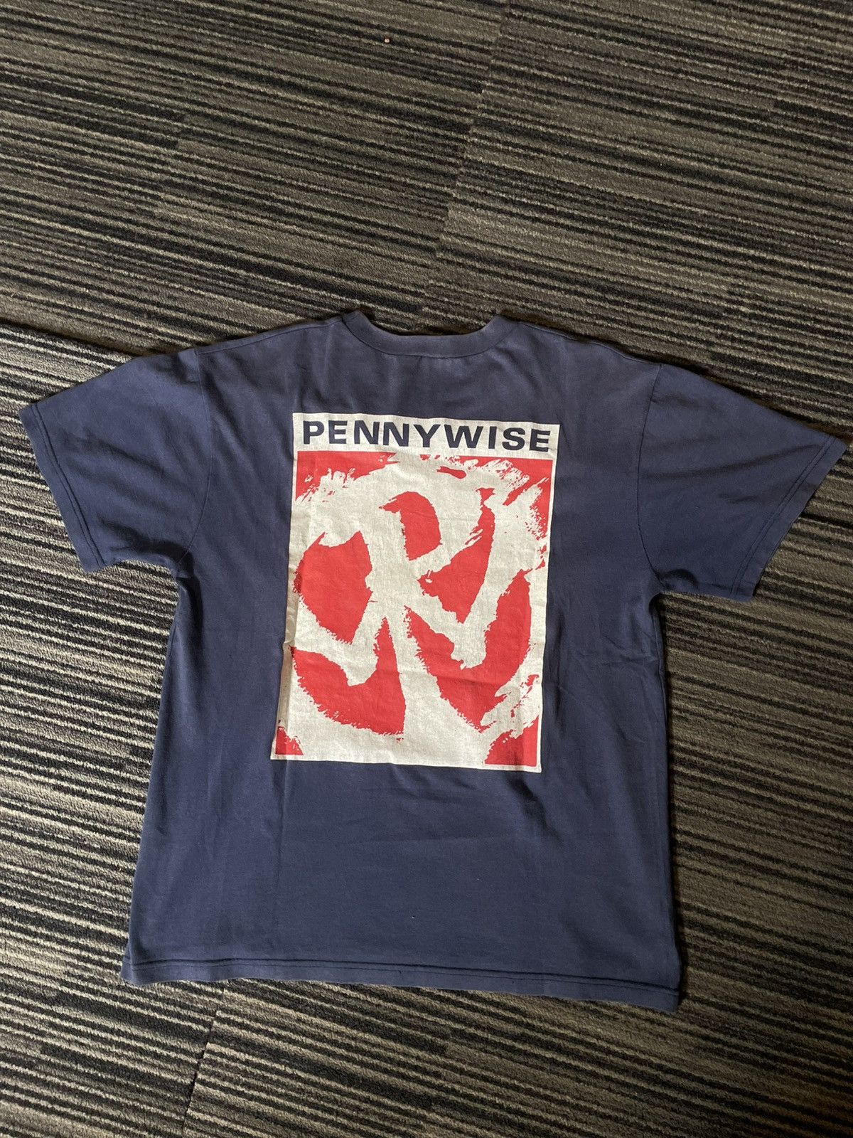 Band Tees Pennywise Vintage Tee Size US L / EU 52-54 / 3 - 4 Thumbnail