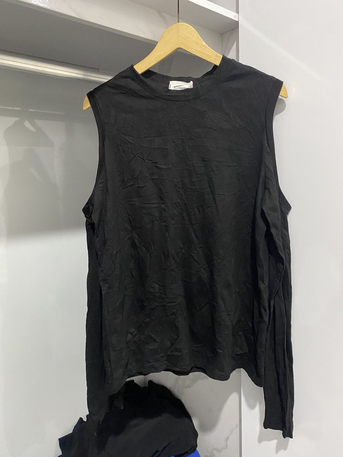 If Six Was Nine Sister vampirotica shoulder off longsleeve fuga AA0169 Size US L / EU 52-54 / 3 - 1 Thumbnail