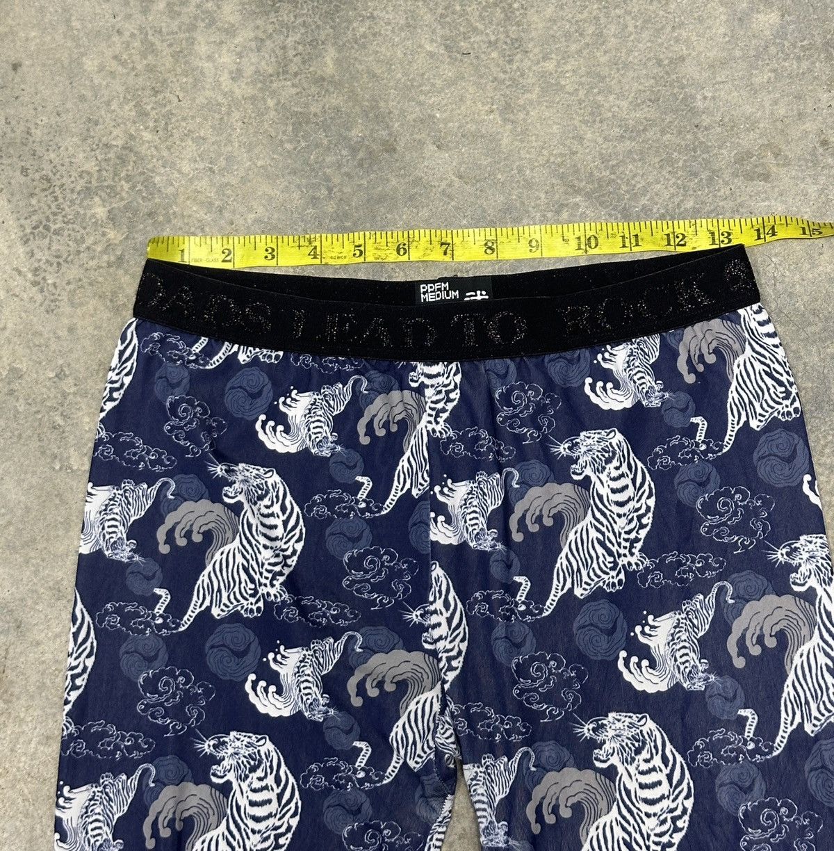 Japanese Brand × PPFM × Vintage Rare 🔥 PPFM Full Print Sukajan Design Inner Pant / Leggings Size US 27 - 4 Thumbnail